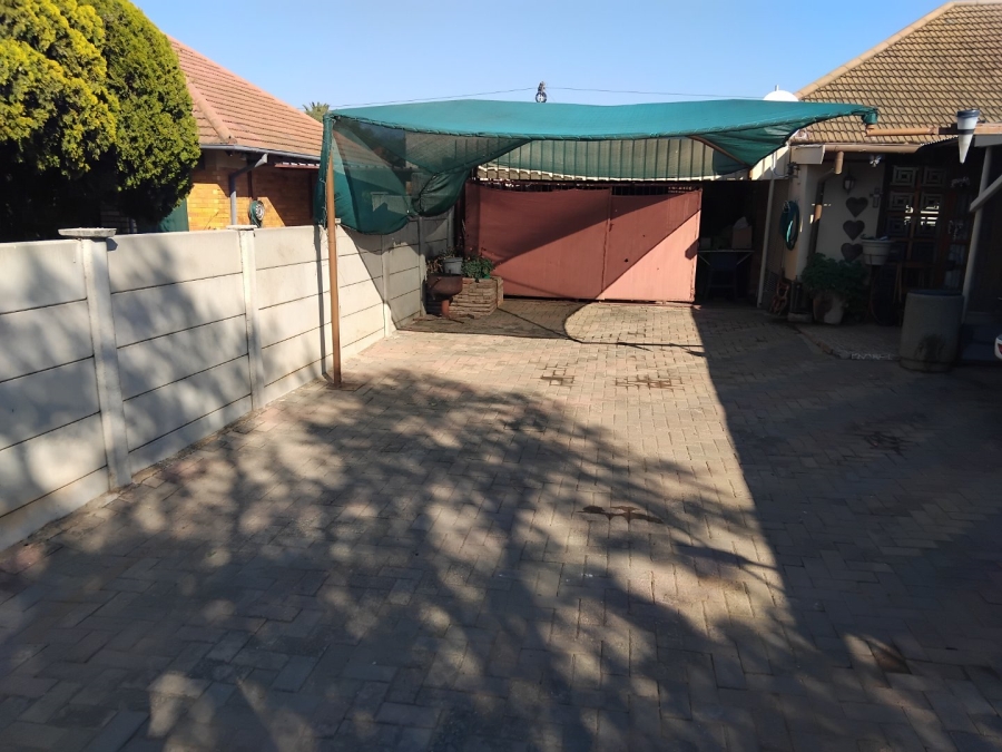3 Bedroom Property for Sale in Stilfontein Ext 1 North West